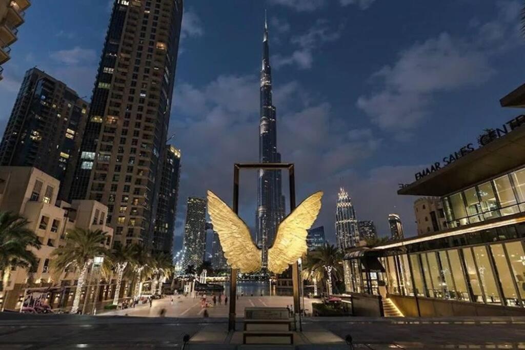 Apartament Luxury Burj Khalifa View - Mins Walking Dubai Mall Zewnętrze zdjęcie