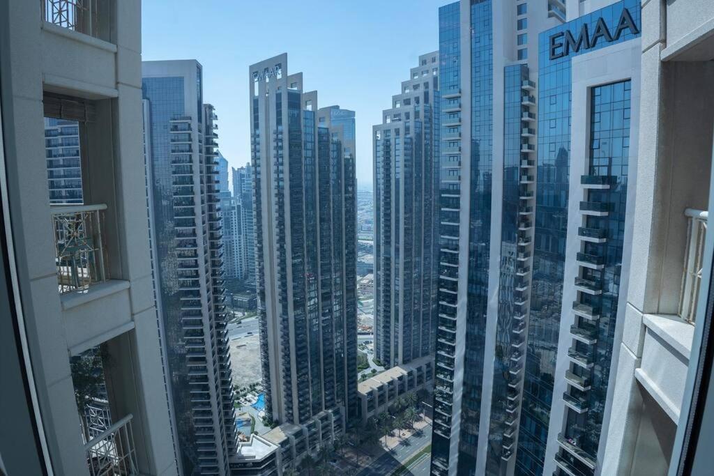 Apartament Luxury Burj Khalifa View - Mins Walking Dubai Mall Zewnętrze zdjęcie